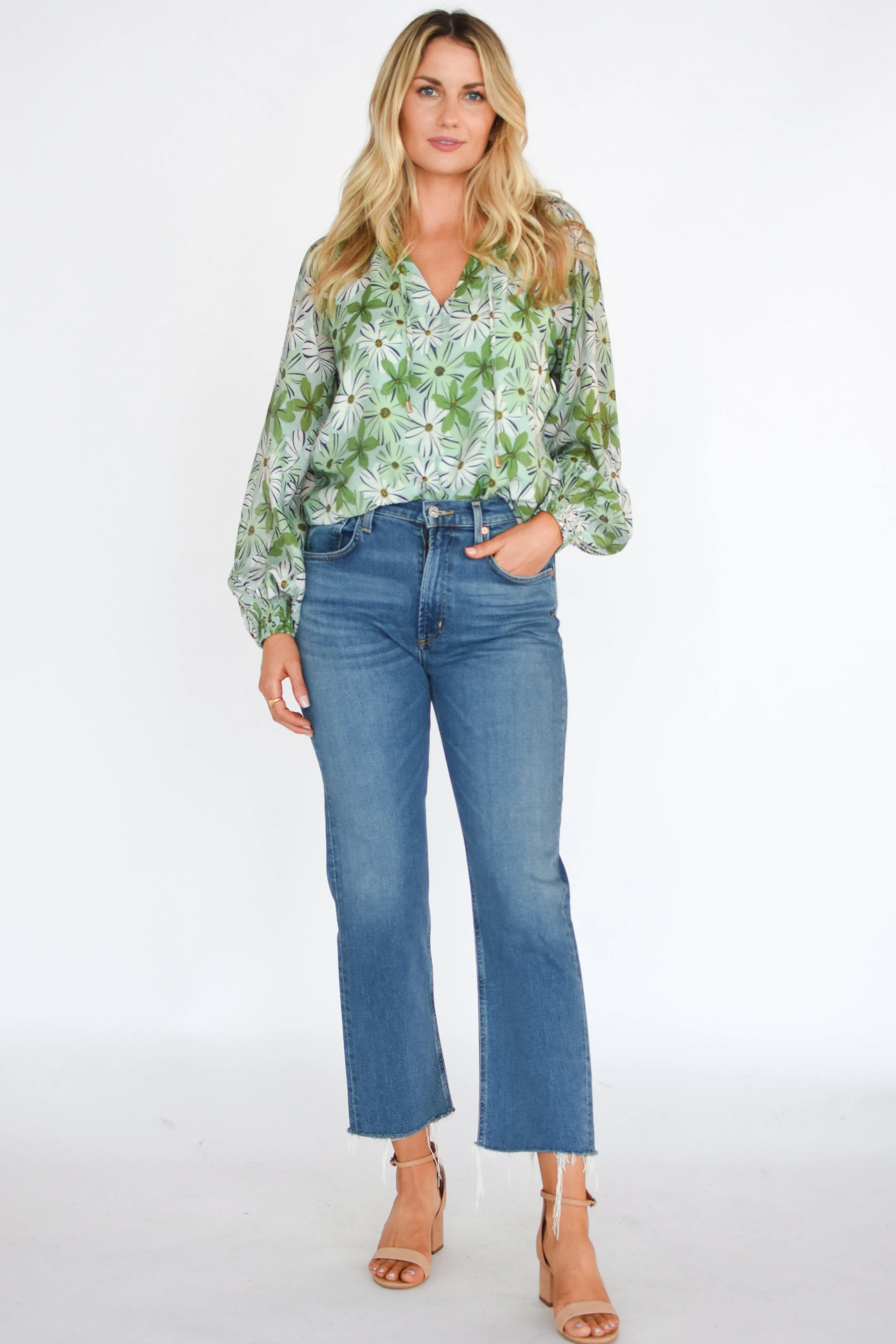 Daphne Cropped Straight Jeans