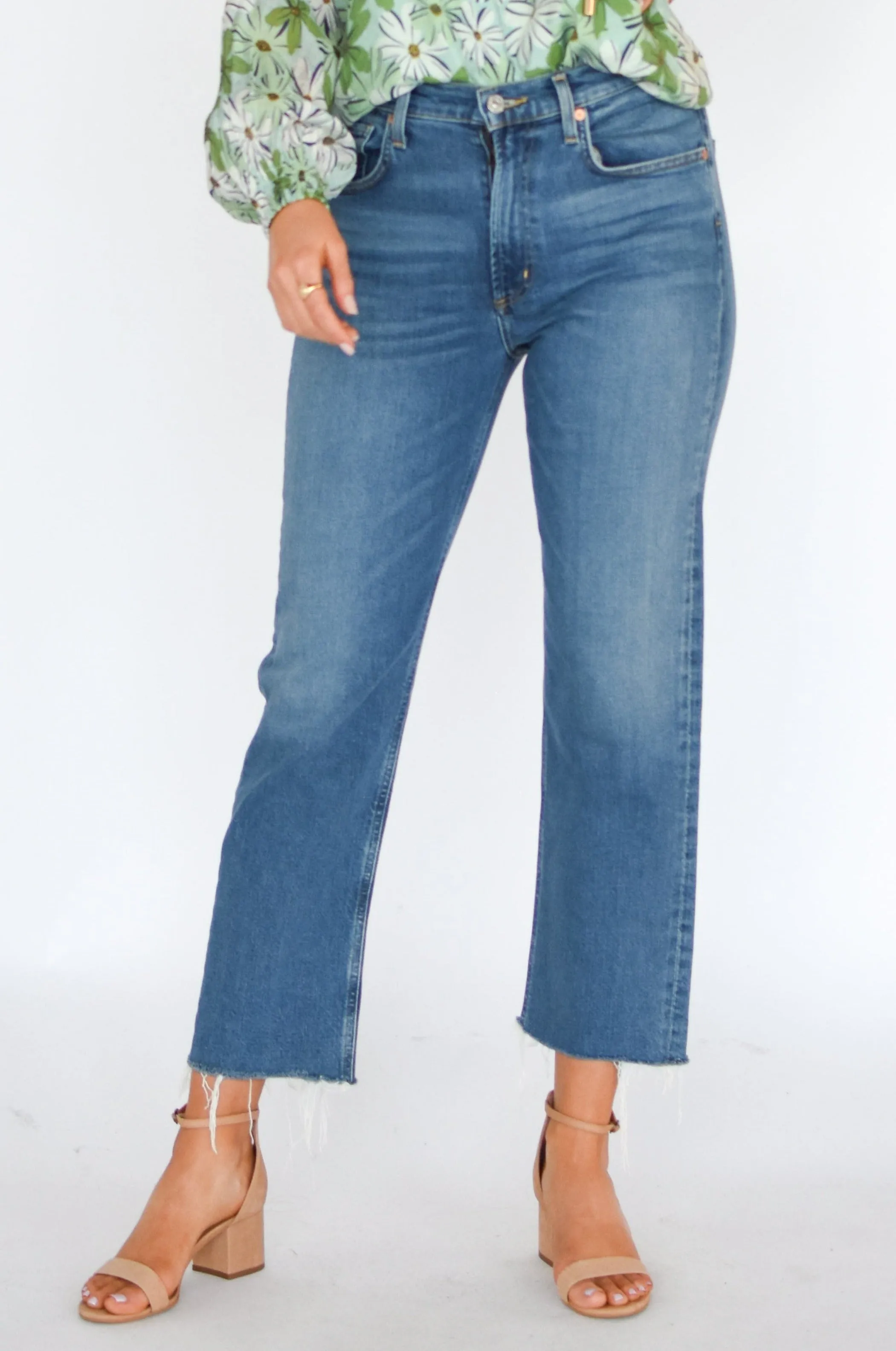 Daphne Cropped Straight Jeans