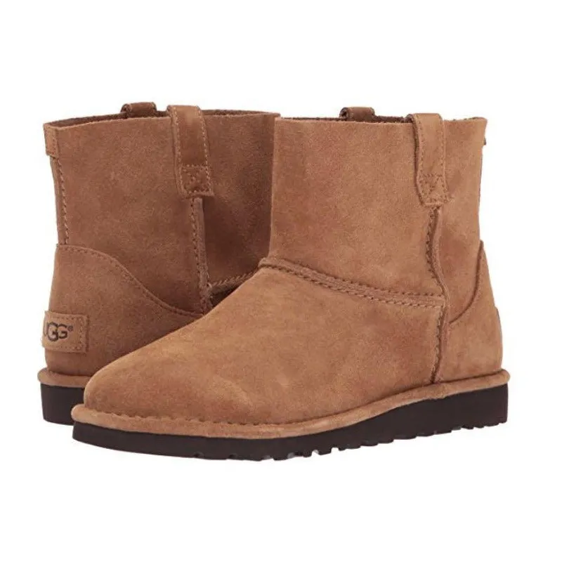 Extra 30% off UGG boots from Shoes.com