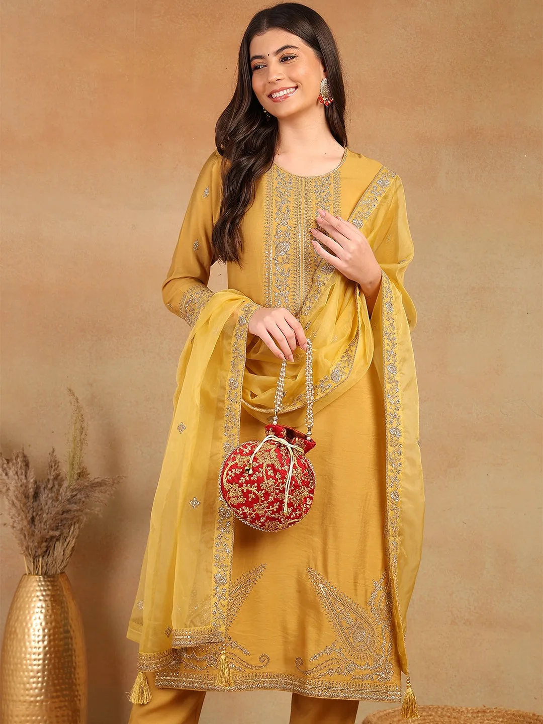 Gold Silk Blend Solid Embroidered 3-Piece Kurta Set