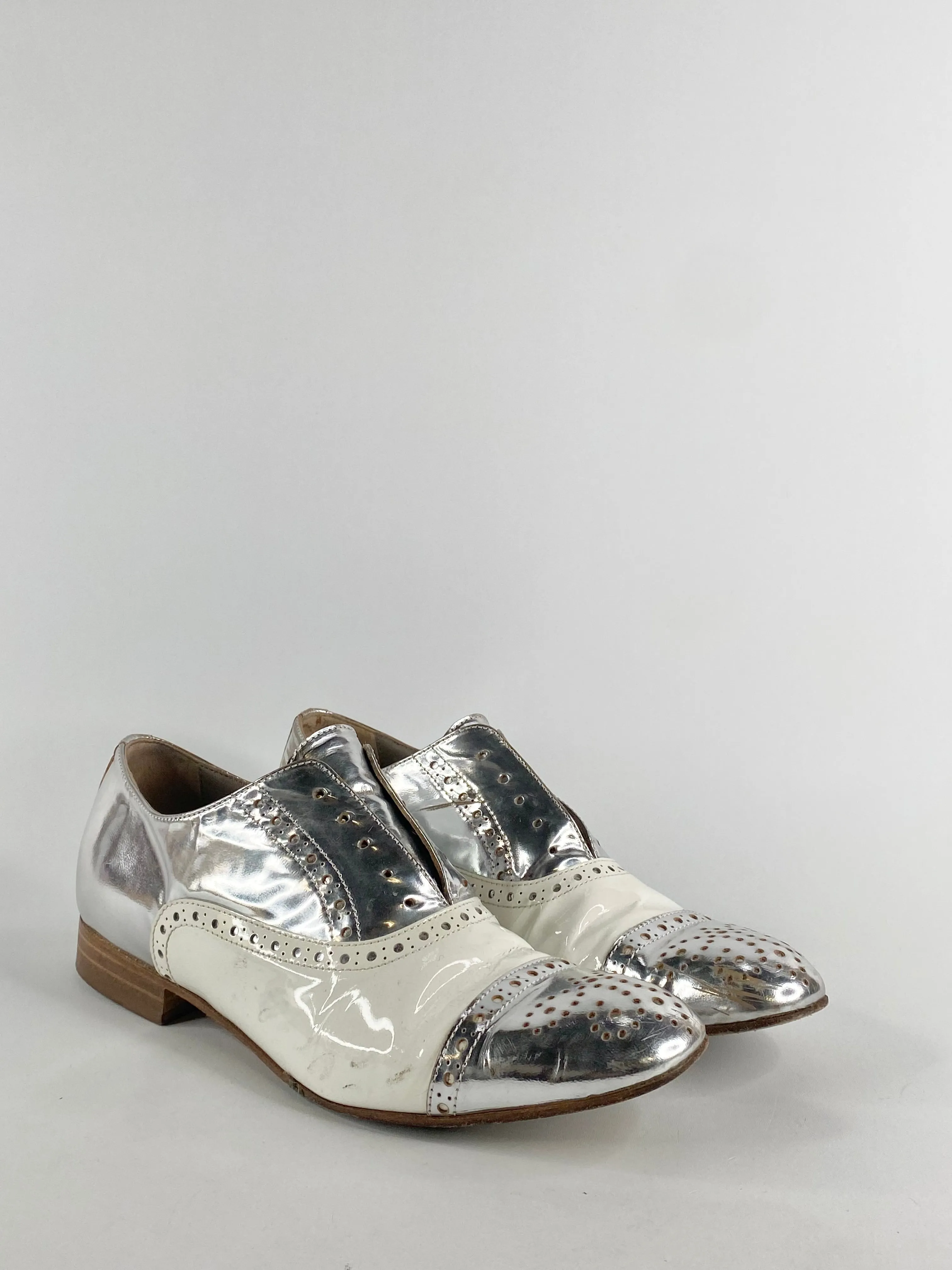 Habbot Silver & White Brogues - EU37