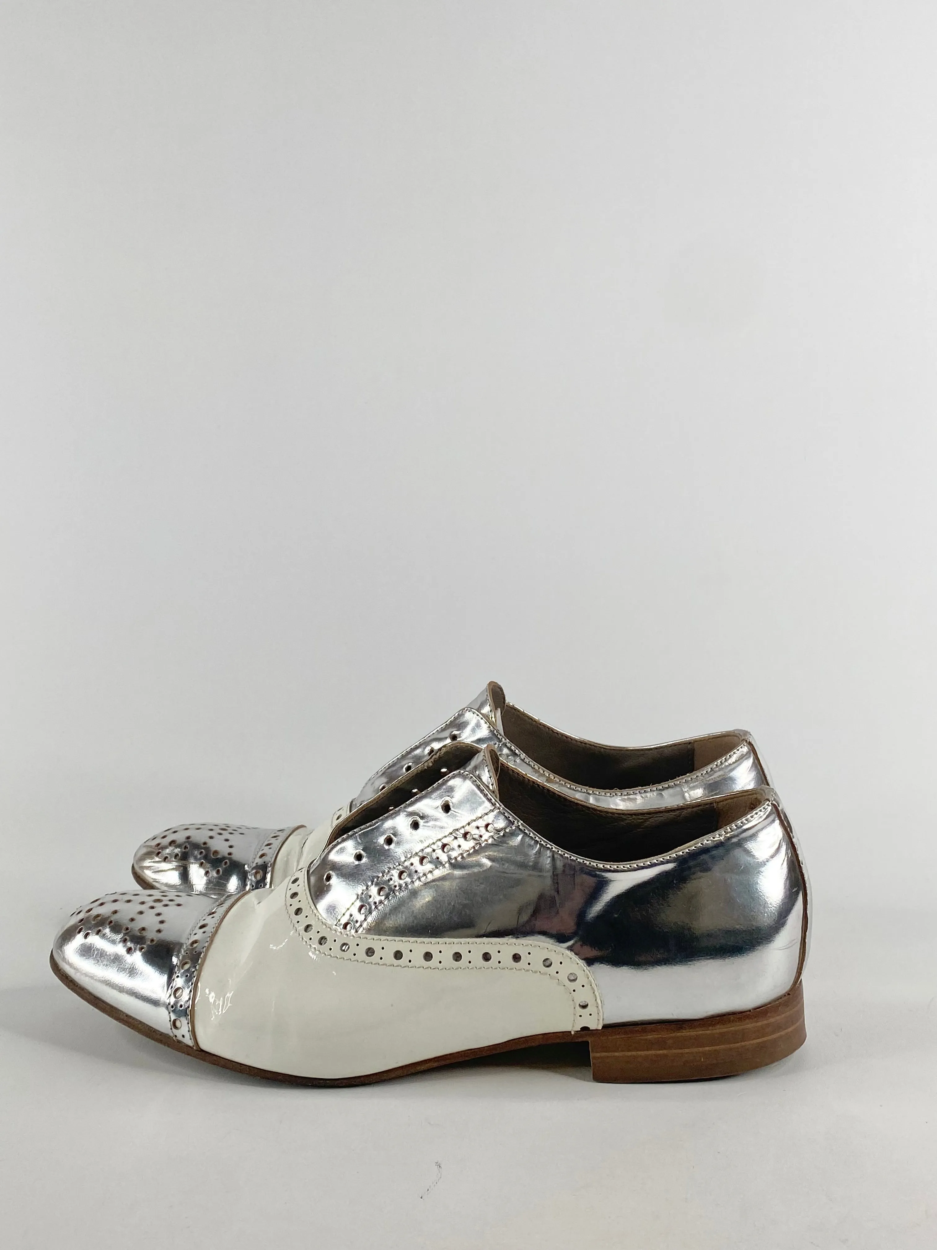 Habbot Silver & White Brogues - EU37