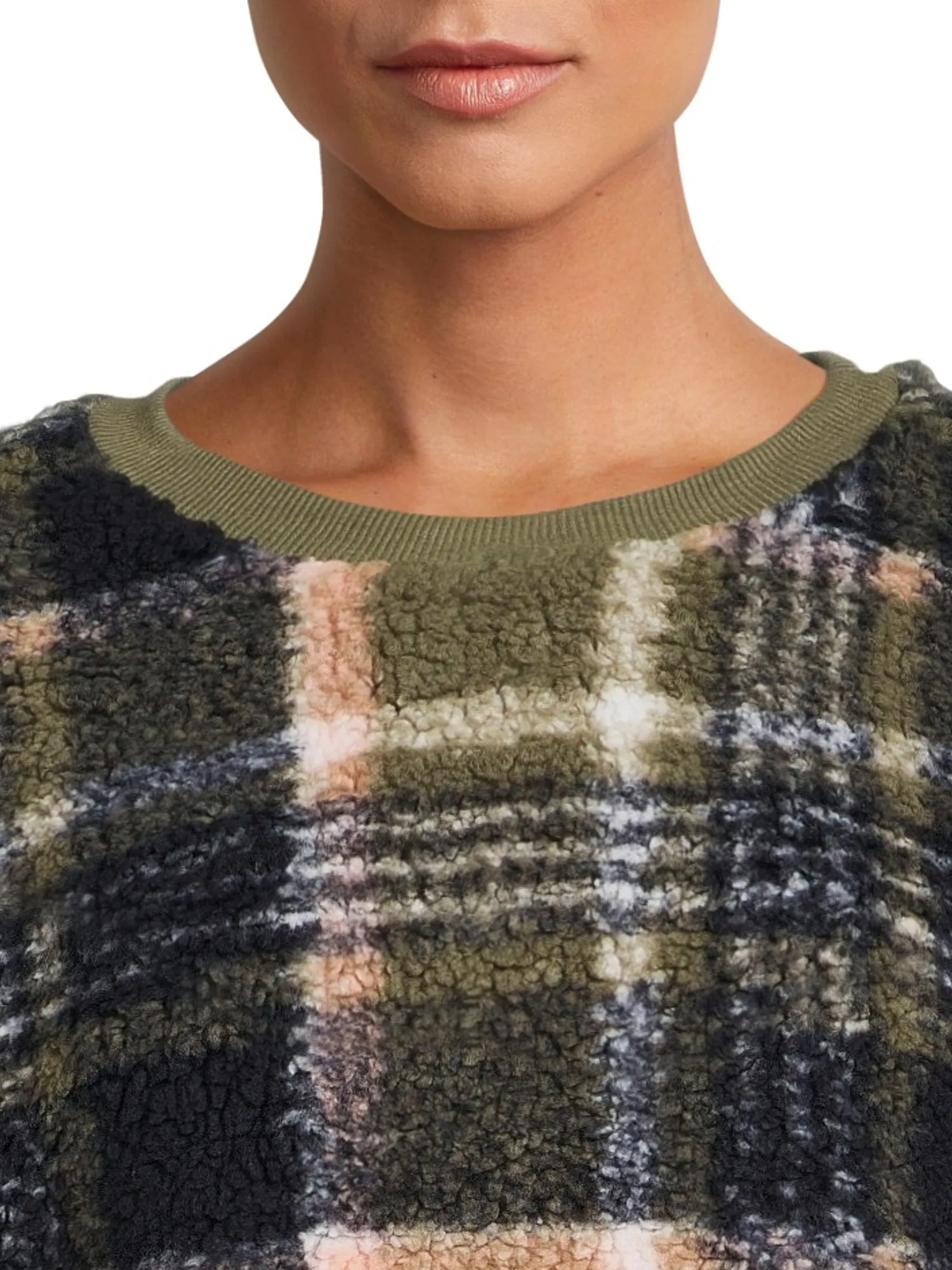 Juniors' Plus Faux Sherpa Pullover Top