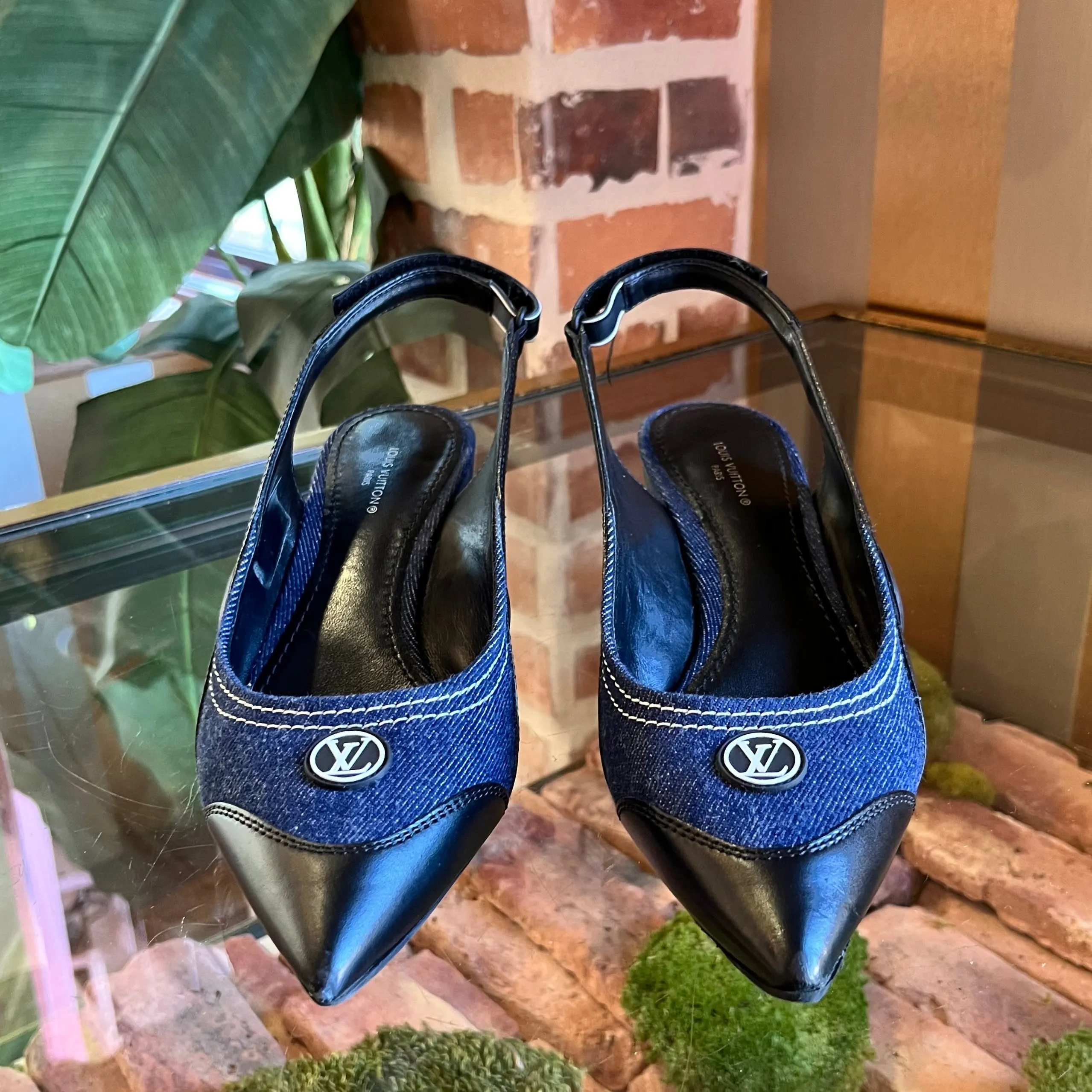 LOUIS VUITTON Archlight Denim Slingback Pump