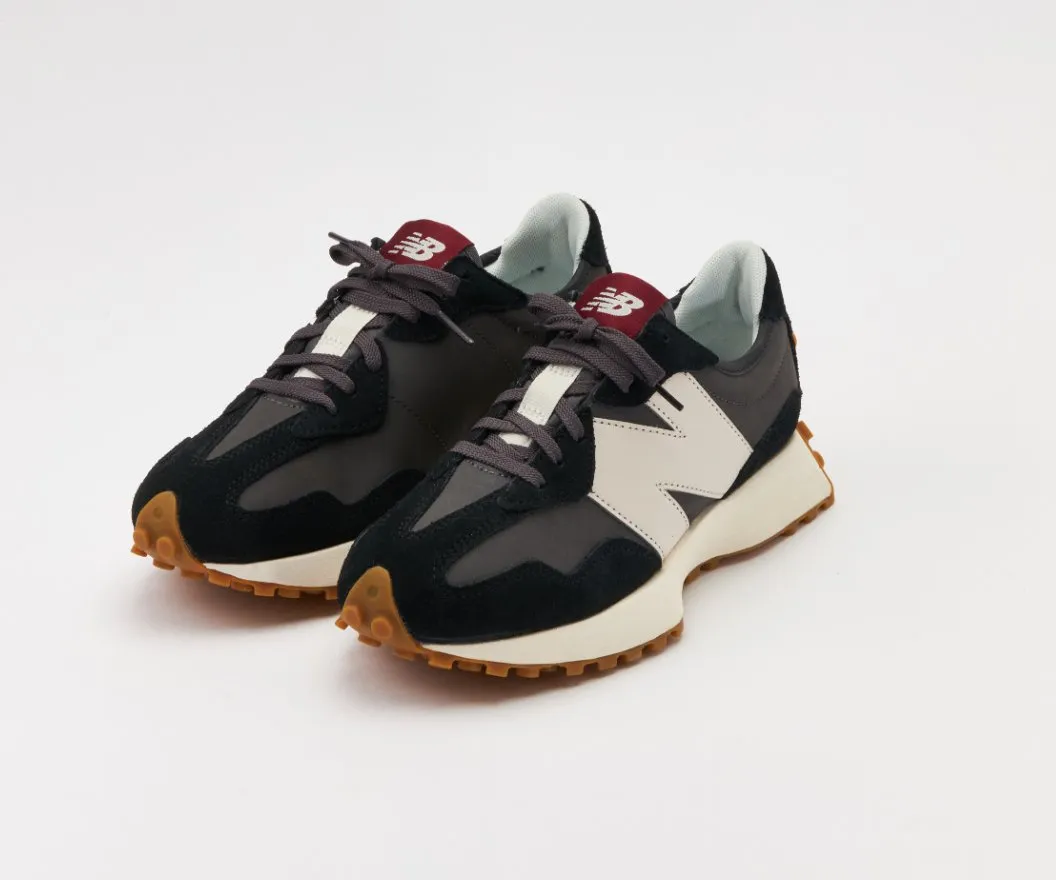 New Balance 327 BLACK