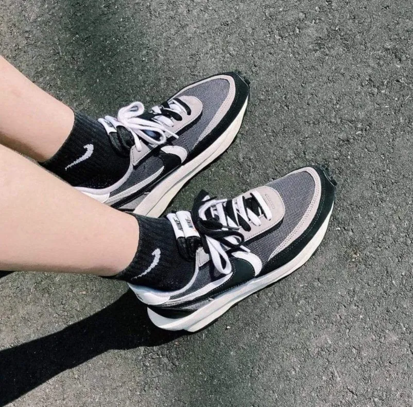 Nike Sacai X Ldwaffle “black ”