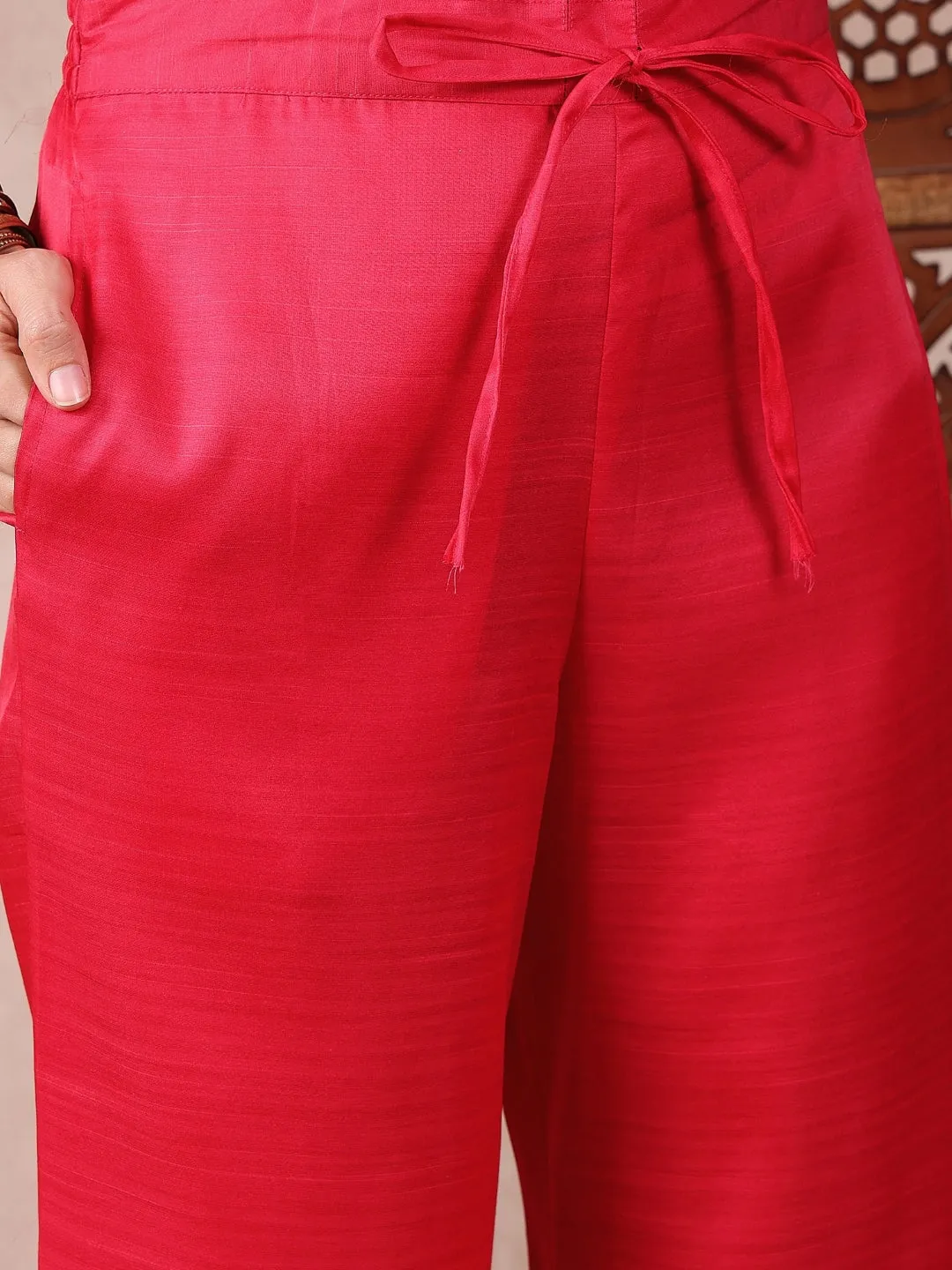 Pink Silk Blend Solid Embroidered 3-Piece Kurta Set