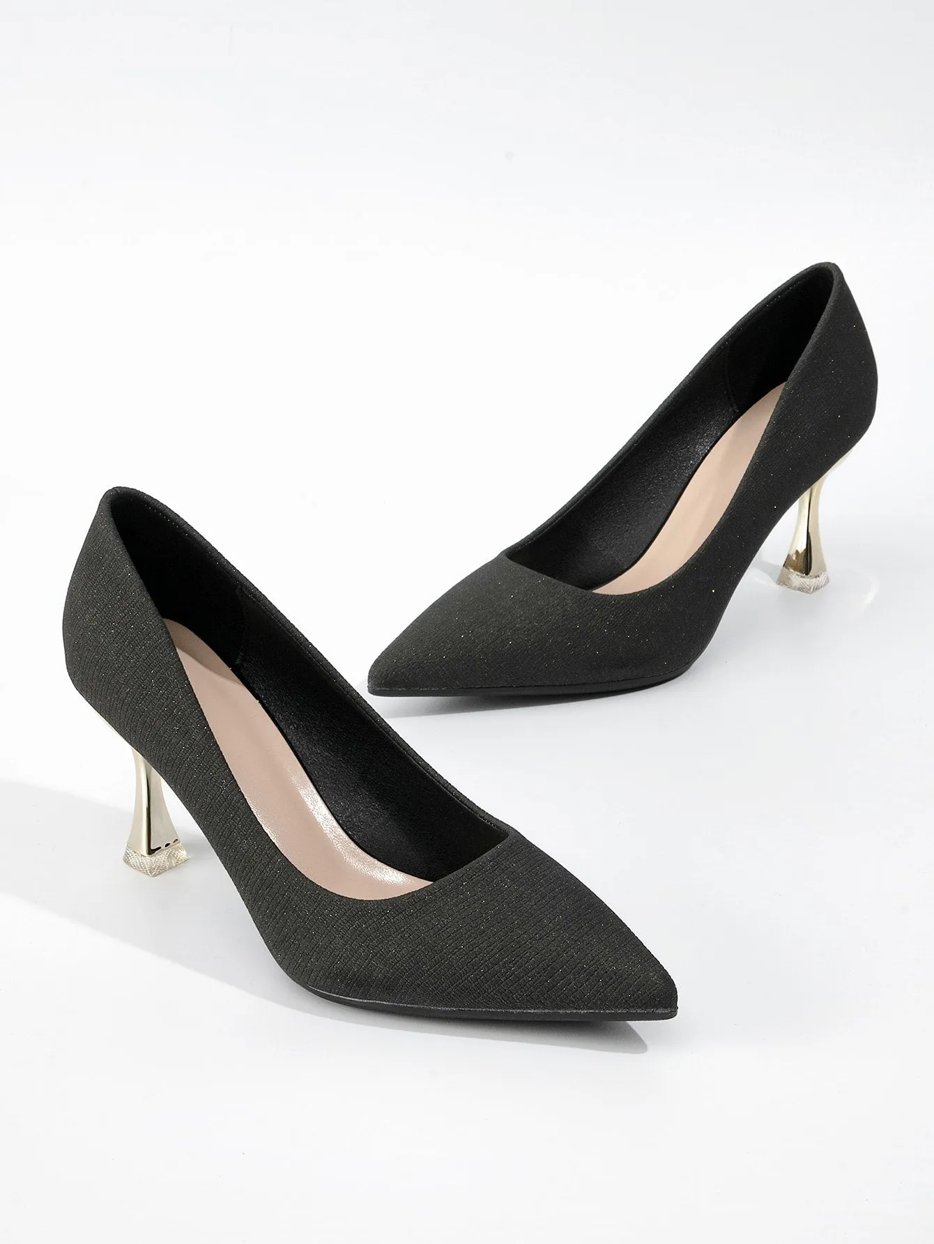 Point Toe Pyramid Heeled Court Pumps