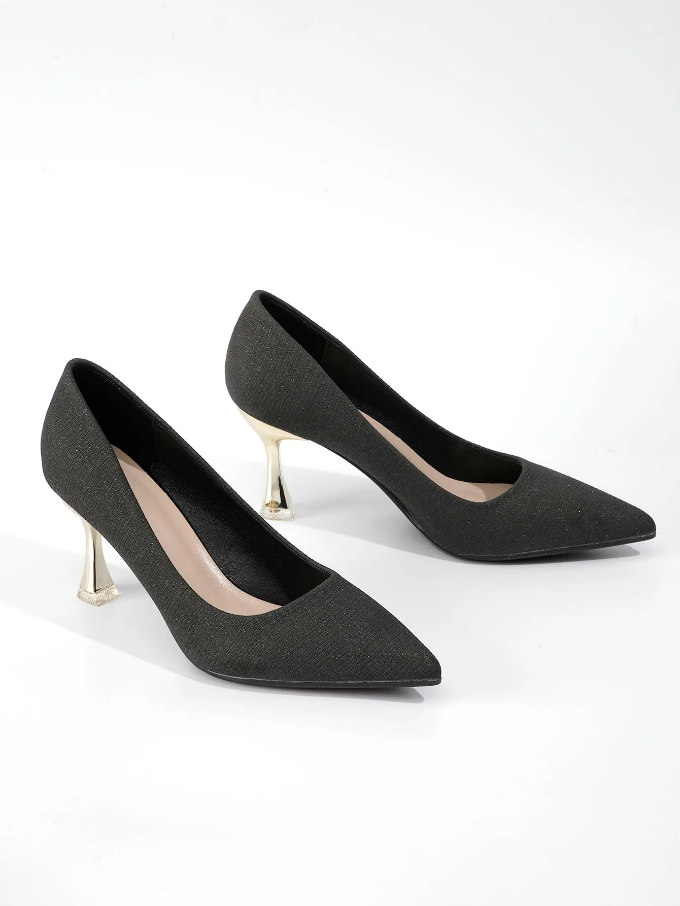 Point Toe Pyramid Heeled Court Pumps