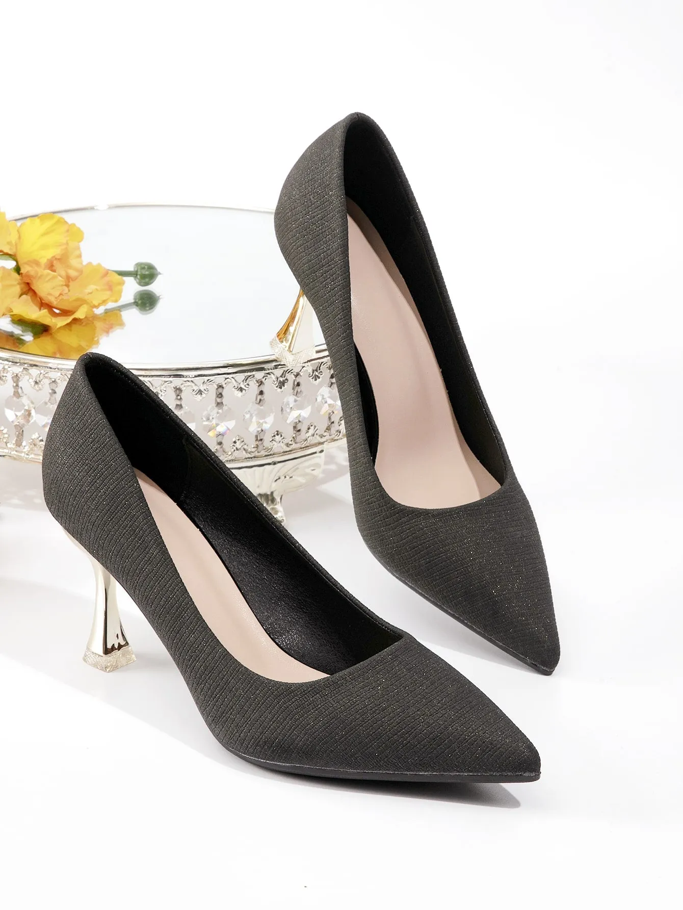 Point Toe Pyramid Heeled Court Pumps